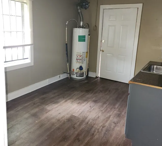 1485 E Mallory Ave #1 — Photo 4