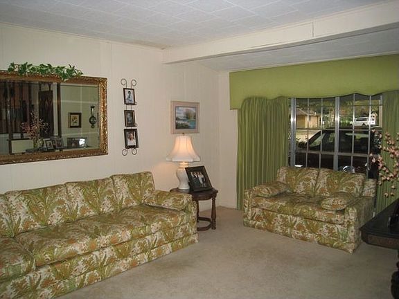 4th image of 1807 Orchid St