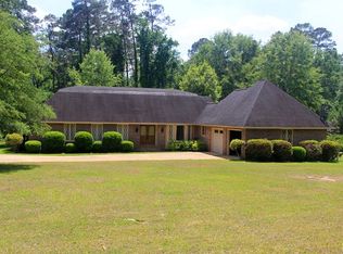 101 Heritage Dr, Thomasville, GA 31792