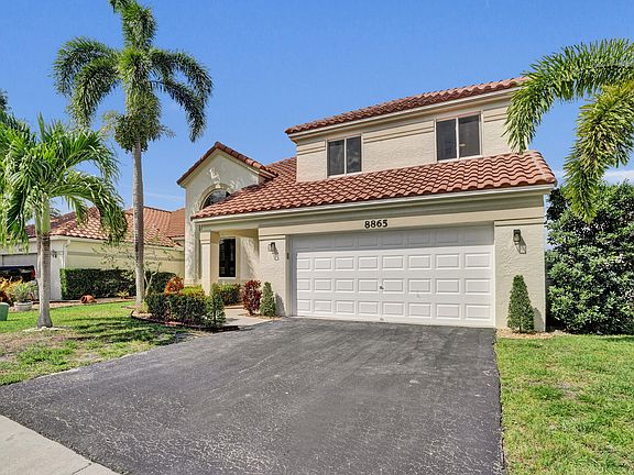 4th image of 8865 Lake Park Circle S