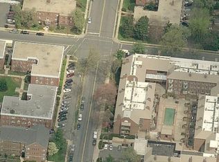 415 S Saint Asaph St, Alexandria, VA 22314
