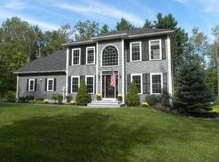 6 Pinewood Dr, Strafford, NH 03884