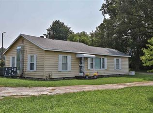 96 Dyer Hwy, Trenton, TN 38382