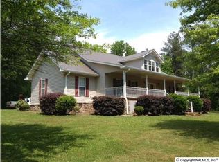 750 Berry Rd, Guntersville, AL 35976