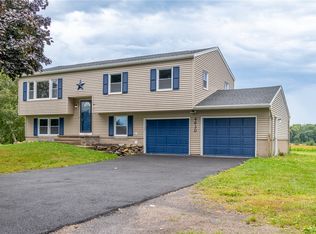 4630 Ridge Rd, Williamson, NY 14589
