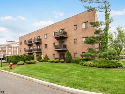 279 Clark St APT A2, Hackensack, NJ, 07601