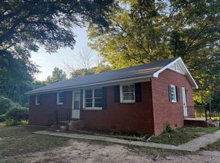 1105 Carnation Ln, Sharon, SC 29742