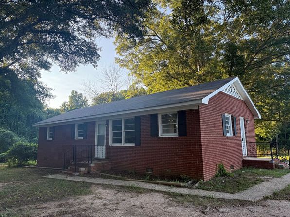 1105 Carnation Ln