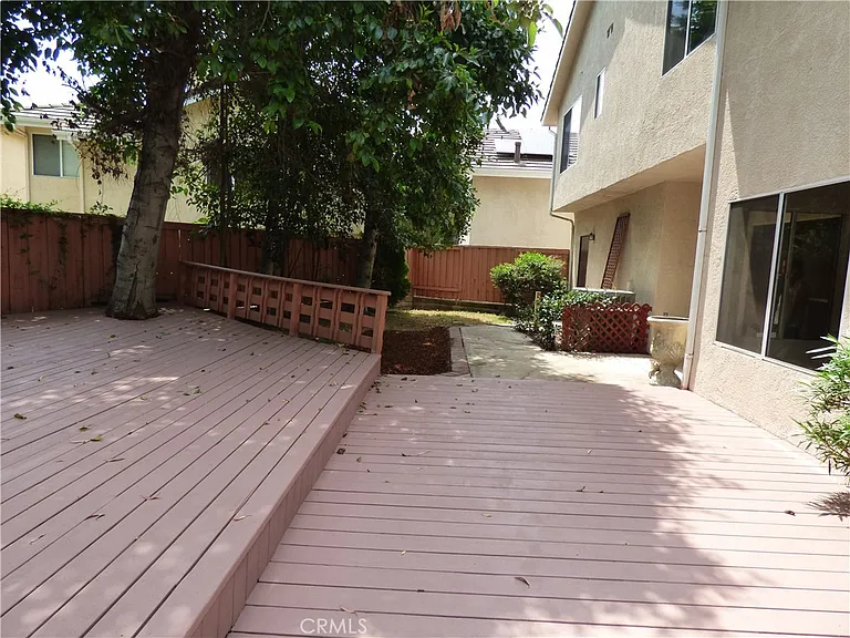 516 Monteleone Ave — Photo 27