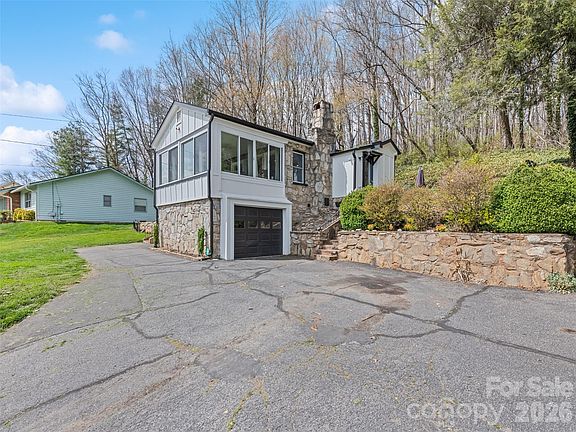 4th image of 659 Golf Course Rd