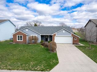 8420 Hawk Spring Hl, Fort Wayne, IN 46825