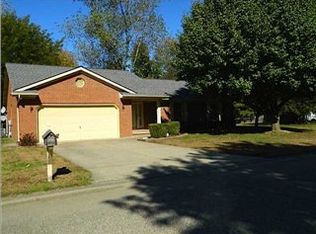 8800 Framewood Dr, Newburgh, IN