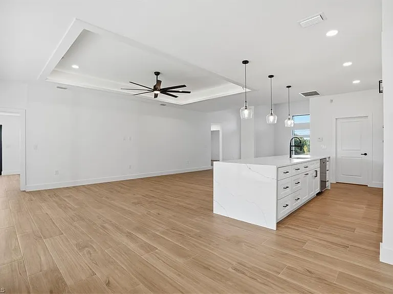 3903 15th St SW — Photo 10