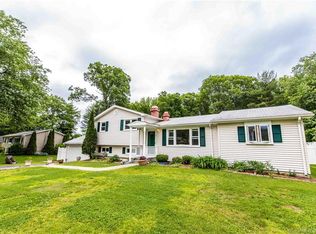 14 Pastors Walk, Monroe, CT 06468