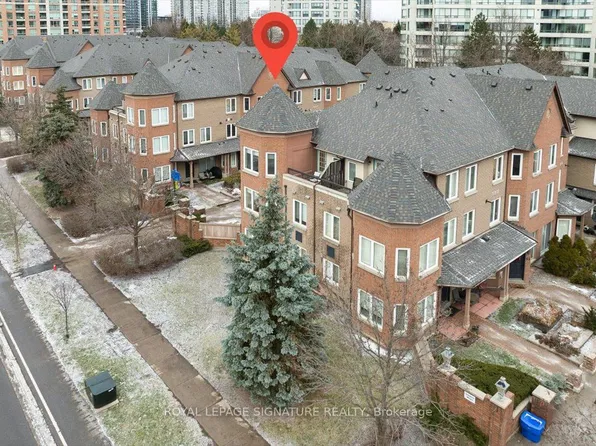 735 New Westminster Dr #59, Vaughan, ON L4J 7Y9