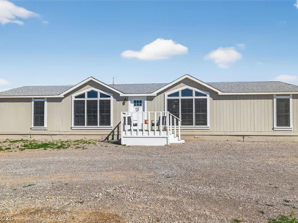 881 Luella Ct, Pahrump, NV 89048