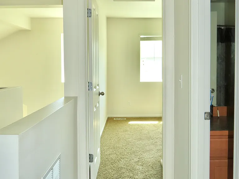 6617 Douglas Ave SE — Photo 28