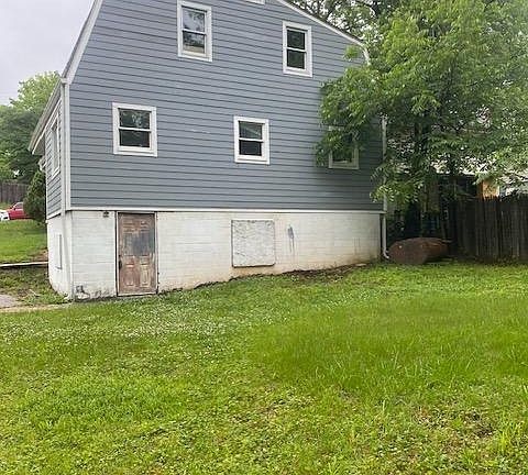 4th image of 4800 Indian Ln