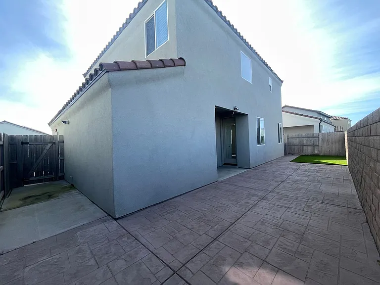 307 Ninos Dr — Photo 25