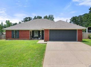 1 Leona Cir, White Oak, TX 75693