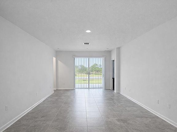 4th image of 4086 GOOSEBERRY TRAIL