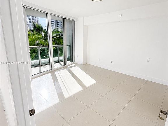 4th image of 465 Brickell Ave APT 417