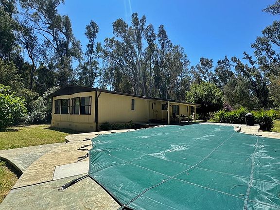 3rd image of 7621 Eucalyptus Road