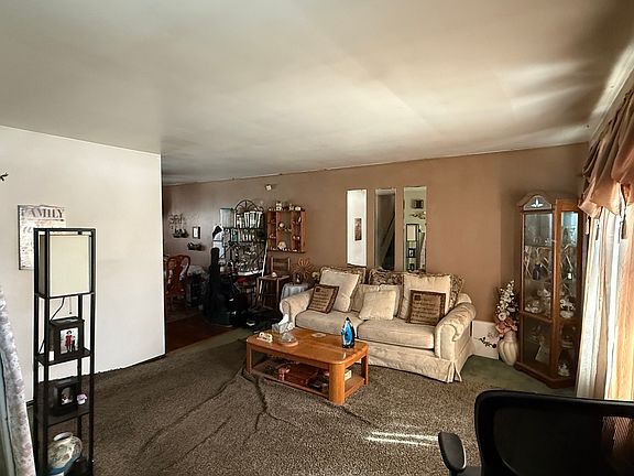 2nd image of 4220 Andover Dr