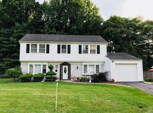 137 Warren Dr, Aberdeen, NJ 07747