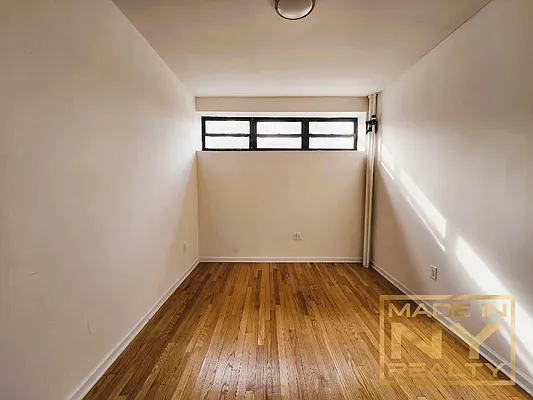 Rented by Made In NY Realty | media 8