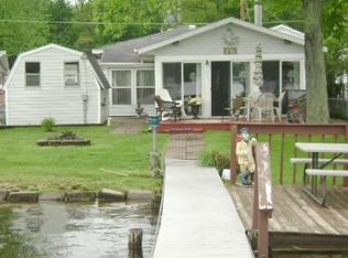 70161 Beach Dr, Edwardsburg, MI 49112