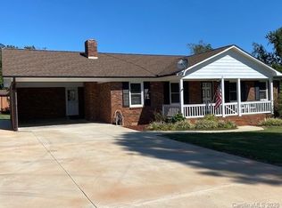 631 Lynch Rd, Lincolnton, NC 28092