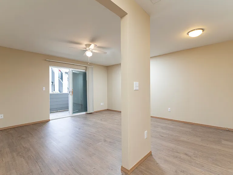 Step into this inviting living space with modern amenities and abundant natural light. Step into this inviting living space with modern amenities and abundant natural light.