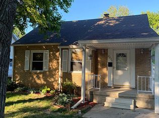 2236 S Pasfield St, Springfield, IL 62704