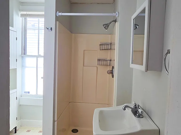 90 Edwards St #1 — Photo 8