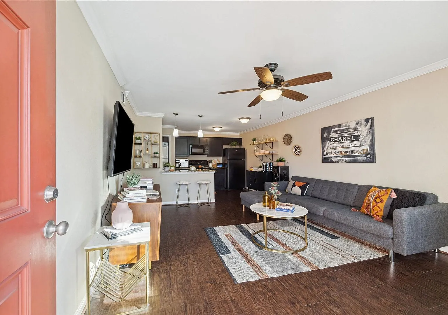 Timbergrove — Photo 3