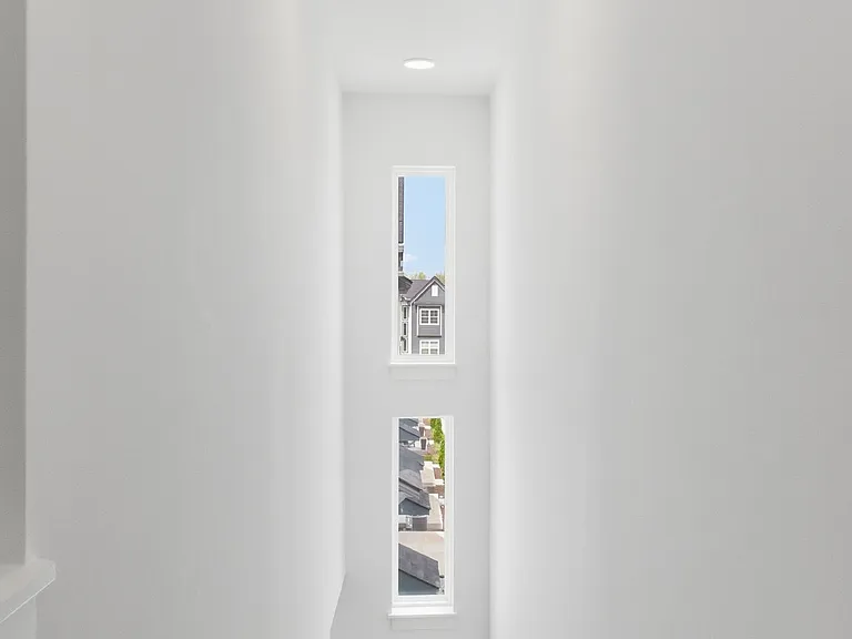 700 N Dupont Ave #311 — Photo 29
