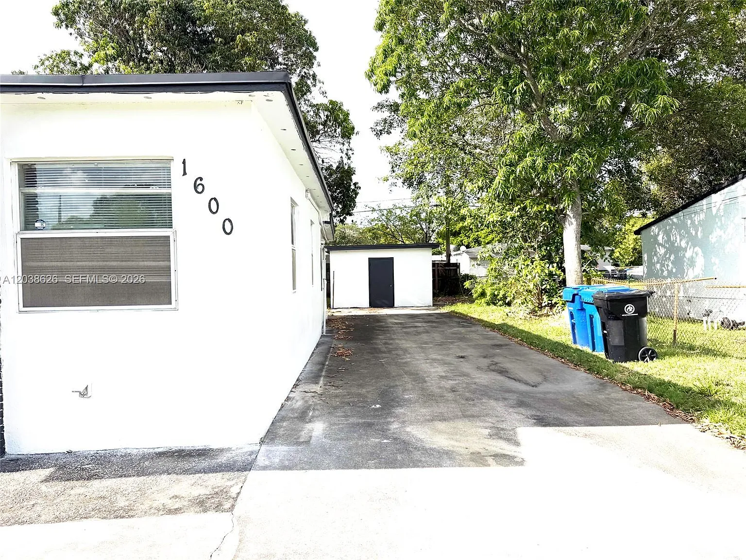 Lauderdale Manors Amd Pla — Photo 2
