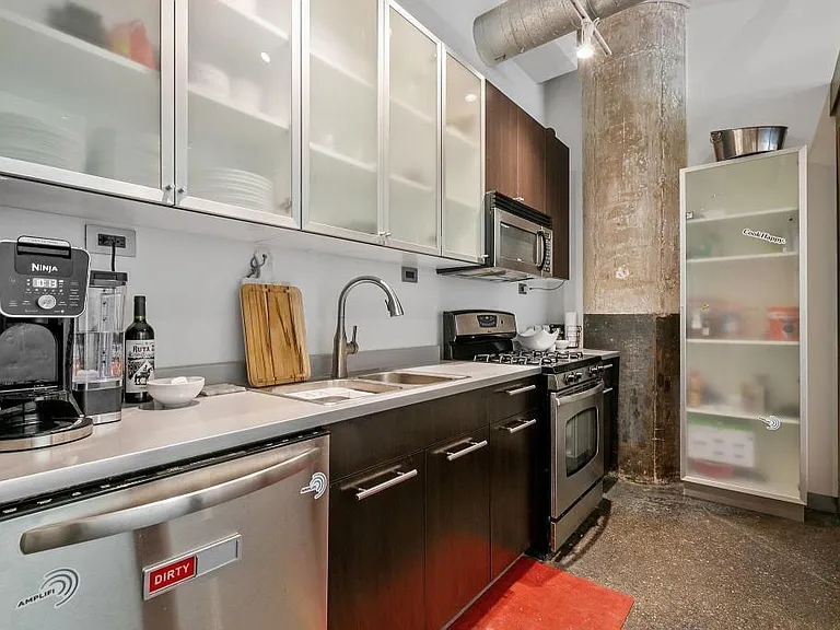 700 Washington Ave N #212 — Photo 10