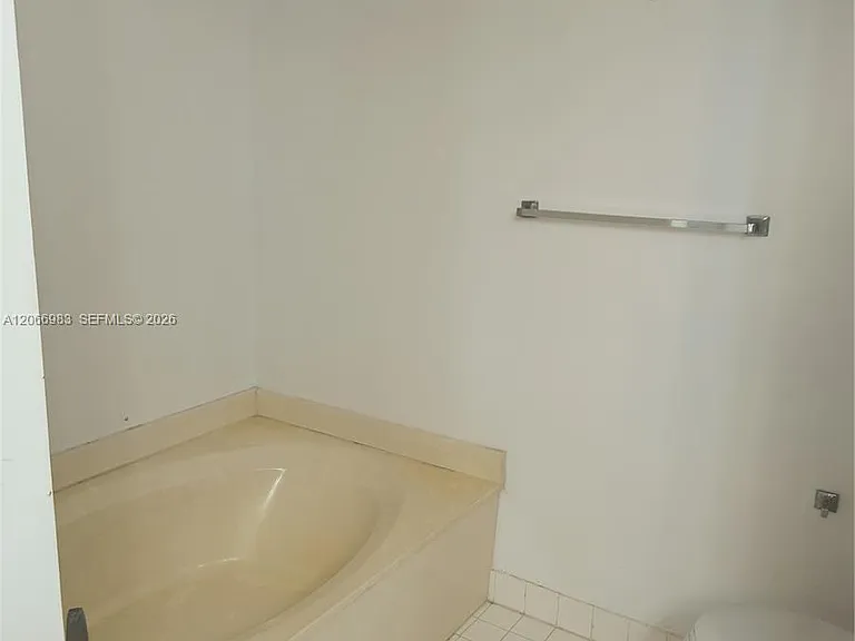 3610 Yacht Club Dr #514 — Photo 42