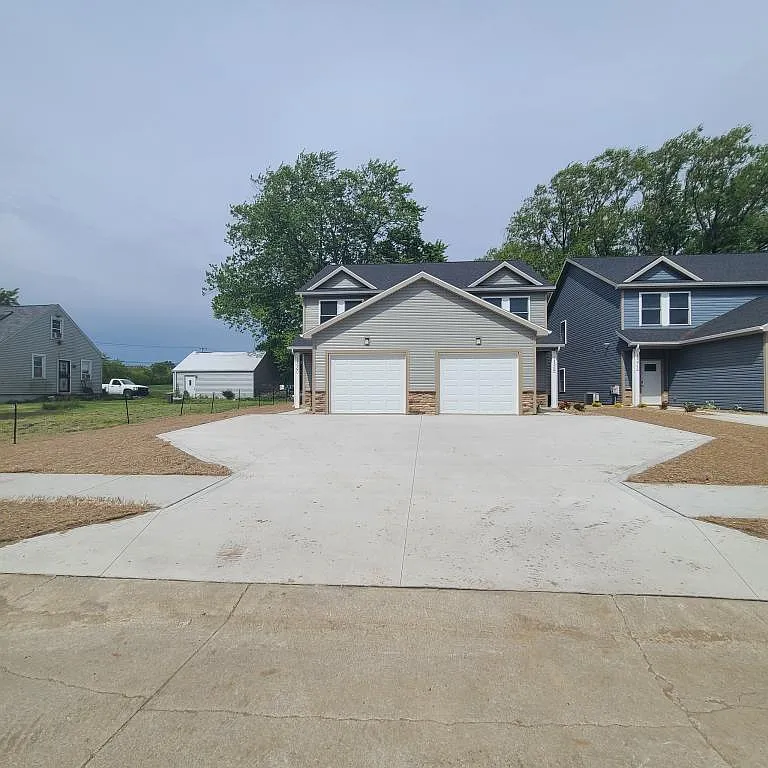 1357 Lofton Way — Photo 3