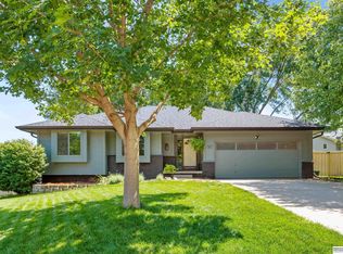 1611 S 171st Cir, Omaha, NE 68130