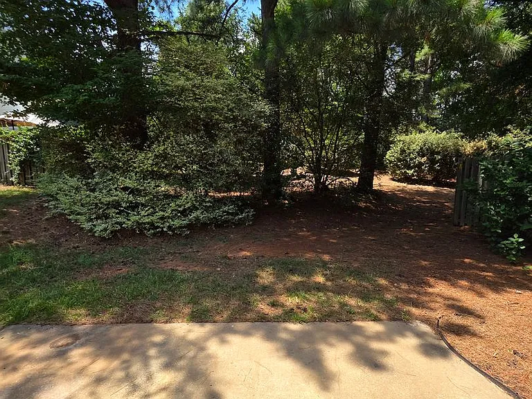 5028 Bartholomews Ln — Photo 16