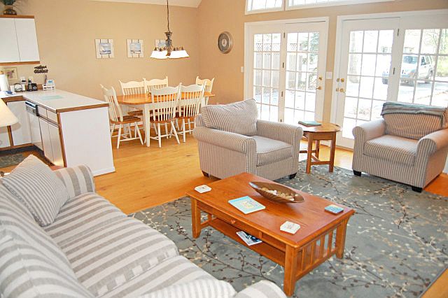 1st image of 5883 S Lake Isle Ave