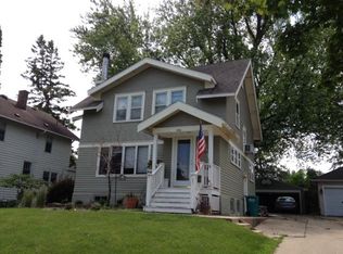 922 3rd Ave NE, Waseca, MN 56093