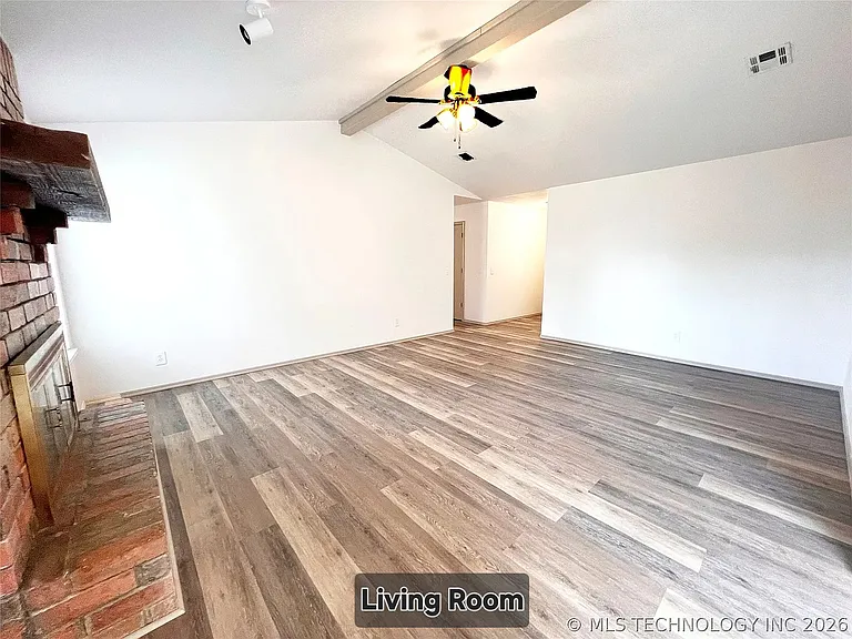 6717 S Saint Louis Ave — Photo 4