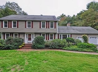 34 Robin Rd, Norfolk, MA 02056