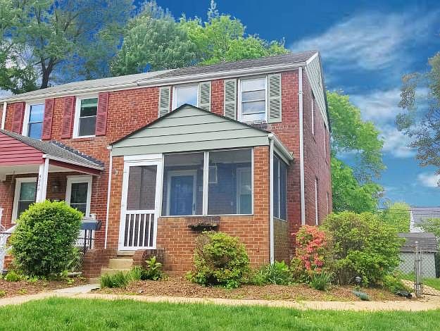 1st image of 5942 Williamsburg Rd