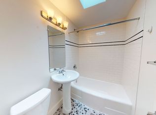 401 Harvard Ave (123), Seattle, WA 98102
