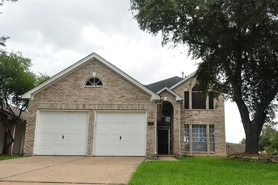 1st image of 5002 Shadowdale Dr